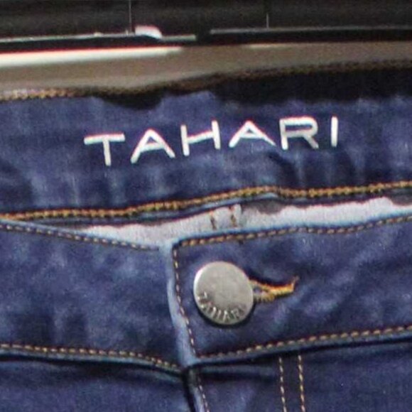 Tahari Skinny Jeans - Sz 20 - Picture 2 of 6